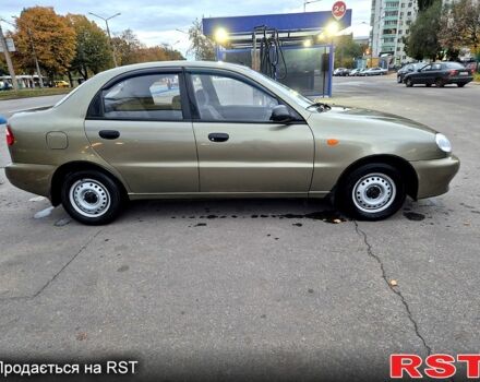 Зеленый Дэу Ланос, объемом двигателя 1.4 л и пробегом 47 тыс. км за 2800 $, фото 2 на Automoto.ua