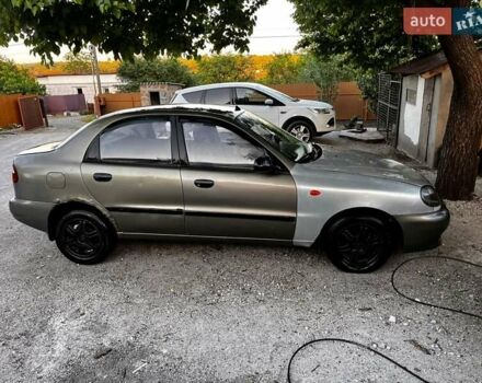 Зеленый Дэу Ланос, объемом двигателя 1.5 л и пробегом 191 тыс. км за 1700 $, фото 3 на Automoto.ua