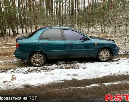 Зеленый Дэу Ланос, объемом двигателя 1.4 л и пробегом 280 тыс. км за 2000 $, фото 4 на Automoto.ua