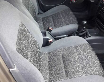 Зеленый Дэу Ланос, объемом двигателя 1.5 л и пробегом 2 тыс. км за 3000 $, фото 4 на Automoto.ua