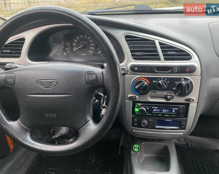 Зеленый Дэу Ланос, объемом двигателя 1.6 л и пробегом 290 тыс. км за 1499 $, фото 7 на Automoto.ua