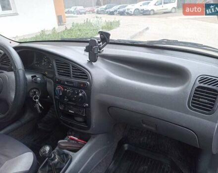 Зеленый Дэу Ланос, объемом двигателя 1.5 л и пробегом 207 тыс. км за 2450 $, фото 5 на Automoto.ua