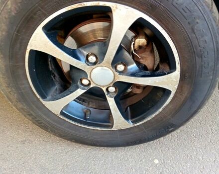 Зелений Деу Ланос, об'ємом двигуна 1.4 л та пробігом 180 тис. км за 2000 $, фото 3 на Automoto.ua