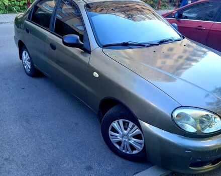 Зеленый Дэу Ланос, объемом двигателя 1.5 л и пробегом 280 тыс. км за 2300 $, фото 1 на Automoto.ua