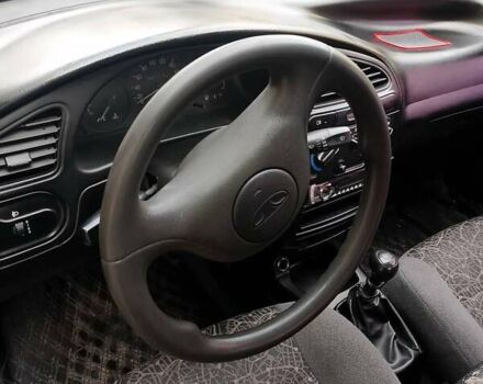 Зелений Деу Ланос, об'ємом двигуна 1.5 л та пробігом 327 тис. км за 1700 $, фото 5 на Automoto.ua