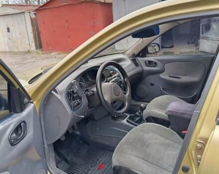 Зеленый Дэу Ланос, объемом двигателя 1.5 л и пробегом 111 тыс. км за 3399 $, фото 1 на Automoto.ua