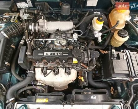 Зелений Деу Ланос, об'ємом двигуна 1.5 л та пробігом 196 тис. км за 3900 $, фото 11 на Automoto.ua