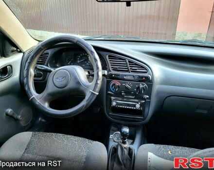 Зеленый Дэу Ланос, объемом двигателя 1.5 л и пробегом 180 тыс. км за 1500 $, фото 3 на Automoto.ua