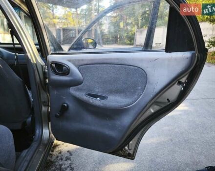 Зеленый Дэу Ланос, объемом двигателя 1.6 л и пробегом 375 тыс. км за 1800 $, фото 11 на Automoto.ua