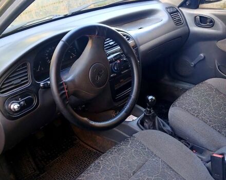 Зеленый Дэу Ланос, объемом двигателя 1.5 л и пробегом 280 тыс. км за 2300 $, фото 3 на Automoto.ua