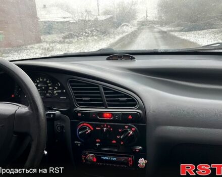 Зелений Деу Ланос, об'ємом двигуна 1.4 л та пробігом 225 тис. км за 2700 $, фото 2 на Automoto.ua