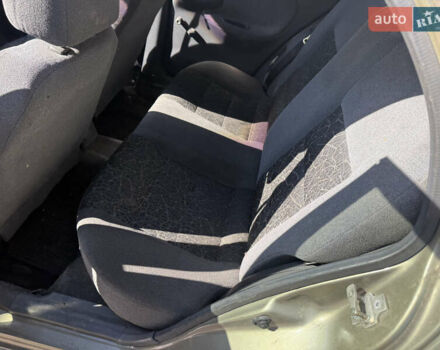 Зелений Деу Ланос, об'ємом двигуна 1.4 л та пробігом 555 тис. км за 875 $, фото 12 на Automoto.ua