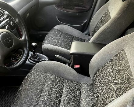 Зеленый Дэу Ланос, объемом двигателя 1.5 л и пробегом 200 тыс. км за 2950 $, фото 5 на Automoto.ua