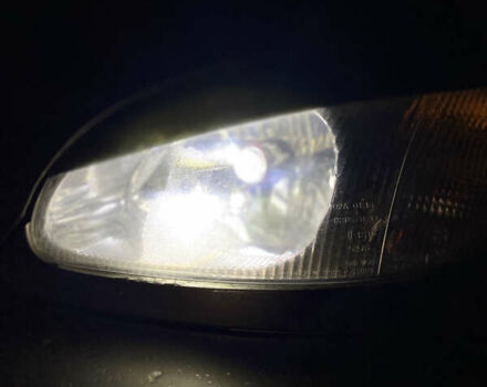 Зеленый Дэу Ланос, объемом двигателя 1.5 л и пробегом 210 тыс. км за 2000 $, фото 3 на Automoto.ua