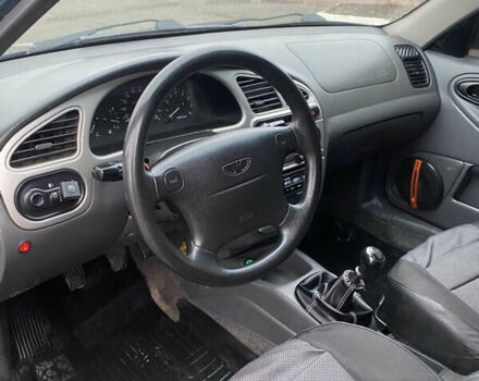 Зеленый Дэу Ланос, объемом двигателя 1.6 л и пробегом 290 тыс. км за 1499 $, фото 5 на Automoto.ua