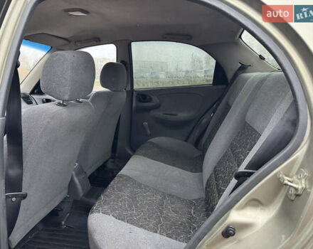 Зелений Деу Ланос, об'ємом двигуна 1.39 л та пробігом 196 тис. км за 1100 $, фото 10 на Automoto.ua