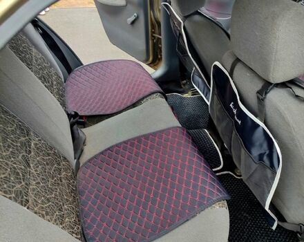 Зеленый Дэу Ланос, объемом двигателя 1.4 л и пробегом 220 тыс. км за 2300 $, фото 3 на Automoto.ua