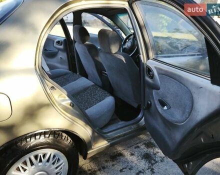 Зеленый Дэу Ланос, объемом двигателя 1.6 л и пробегом 375 тыс. км за 1800 $, фото 1 на Automoto.ua