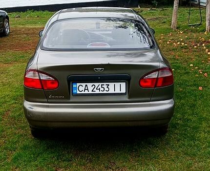 Зеленый Дэу Ланос, объемом двигателя 1.5 л и пробегом 0 тыс. км за 2000 $, фото 1 на Automoto.ua