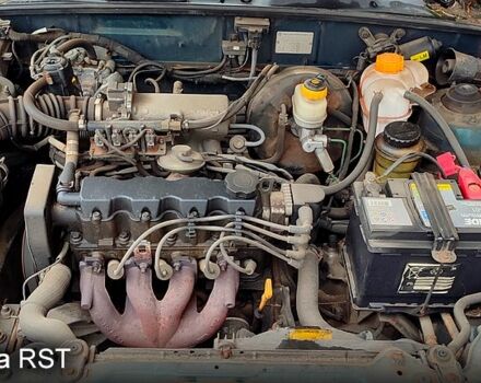 Зеленый Дэу Ланос, объемом двигателя 1.5 л и пробегом 136 тыс. км за 3300 $, фото 6 на Automoto.ua