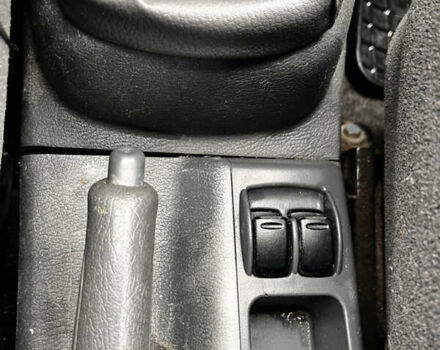 Зеленый Дэу Ланос, объемом двигателя 1.5 л и пробегом 150 тыс. км за 2000 $, фото 4 на Automoto.ua