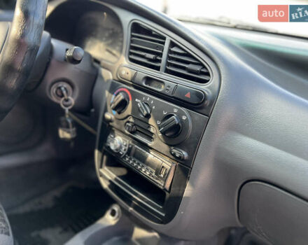 Дэу Ланос 2007 в Днепре (Днепропетровске) на Automoto.ua Зеленый Дэу Ланос, объемом двигателя 1.5 л и пробегом 334 тыс. км за 2200 $, фото 11 на Automoto.ua