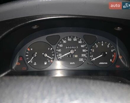 Зелений Деу Ланос, об'ємом двигуна 1.6 л та пробігом 251 тис. км за 2000 $, фото 3 на Automoto.ua