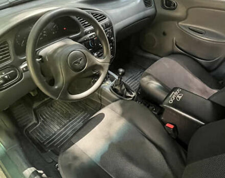 Зеленый Дэу Ланос, объемом двигателя 1.5 л и пробегом 198 тыс. км за 2750 $, фото 5 на Automoto.ua