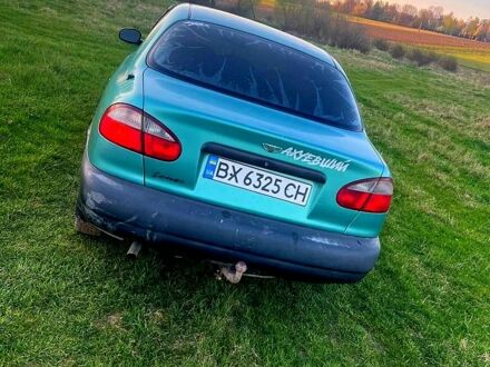 Деу Ланос 1998 у Бару на Automoto.ua Зелений Деу Ланос, об'ємом двигуна 15 л та пробігом 0 тис. км за 1400 $, фото 1 на Automoto.ua
