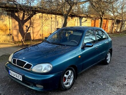 Деу Ланос 1998 у Кривому Розі на Automoto.ua Зелений Деу Ланос, об'ємом двигуна 1.5 л та пробігом 199 тис. км за 1600 $, фото 1 на Automoto.ua