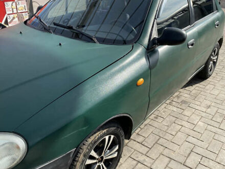 Деу Ланос 1998 у Рівному на Automoto.ua Зелений Деу Ланос, об'ємом двигуна 1.6 л та пробігом 308 тис. км за 1854 $, фото 1 на Automoto.ua