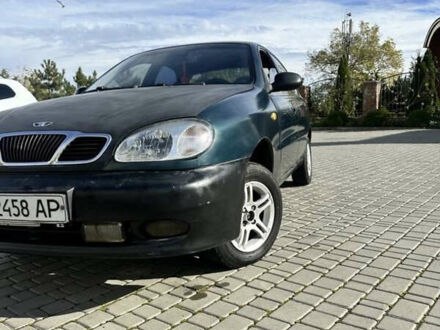 Зеленый Дэу Ланос, объемом двигателя 1.5 л и пробегом 215 тыс. км за 1900 $, фото 1 на Automoto.ua