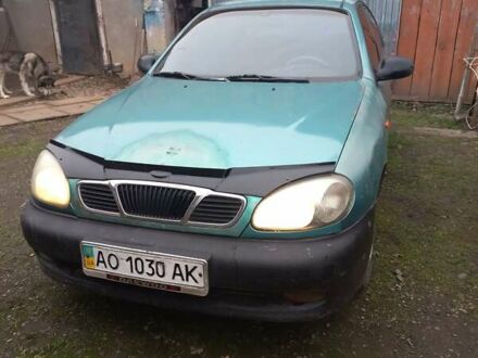 Зеленый Дэу Ланос, объемом двигателя 1.5 л и пробегом 350 тыс. км за 1200 $, фото 1 на Automoto.ua