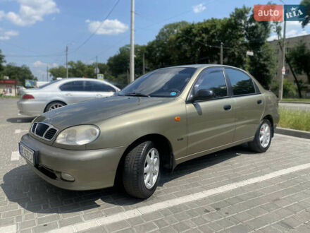 Дэу Ланос 2002 в Хмельницком на Automoto.ua Зеленый Дэу Ланос, объемом двигателя 1.3 л и пробегом 320 тыс. км за 2300 $, фото 1 на Automoto.ua