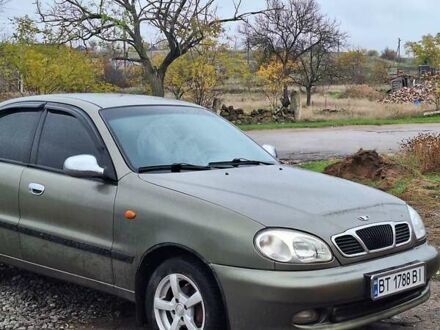 Дэу Ланос 2002 в Высокополье на Automoto.ua Зеленый Дэу Ланос, объемом двигателя 1.5 л и пробегом 170 тыс. км за 2700 $, фото 1 на Automoto.ua