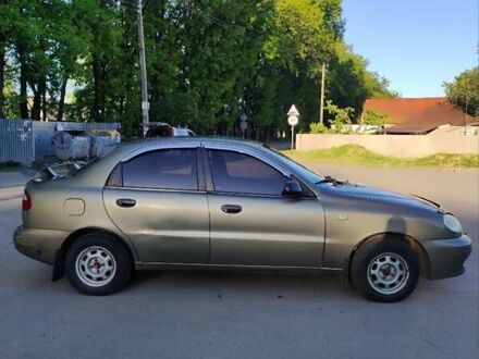 Дэу Ланос 2002 в Полтаве на Automoto.ua Зеленый Дэу Ланос, объемом двигателя 1.5 л и пробегом 390 тыс. км за 2500 $, фото 1 на Automoto.ua