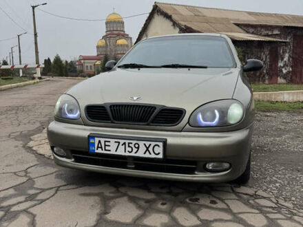 Зеленый Дэу Ланос, объемом двигателя 1.5 л и пробегом 258 тыс. км за 3100 $, фото 1 на Automoto.ua