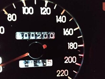 Дэу Ланос 2002 в Киеве на Automoto.ua Зеленый Дэу Ланос, объемом двигателя 1.35 л и пробегом 230 тыс. км за 1955 $, фото 1 на Automoto.ua