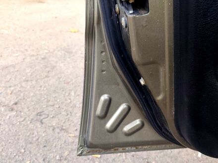 Зеленый Дэу Ланос, объемом двигателя 1.6 л и пробегом 328 тыс. км за 2500 $, фото 1 на Automoto.ua