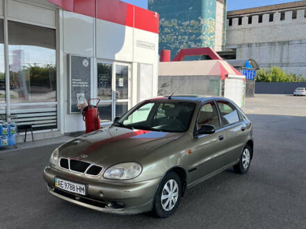 Дэу Ланос 2003 в Днепре (Днепропетровске) на Automoto.ua Зеленый Дэу Ланос, объемом двигателя 1.5 л и пробегом 278 тыс. км за 2850 $, фото 1 на Automoto.ua