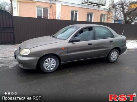 Зелений Деу Ланос, об'ємом двигуна 1.5 л та пробігом 207 тис. км за 2200 $, фото 1 на Automoto.ua