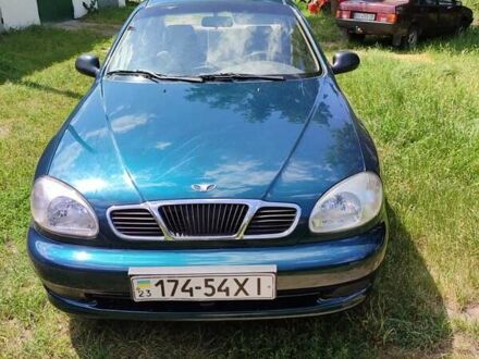 Дэу Ланос 2004 в Славуте на Automoto.ua Зеленый Дэу Ланос, объемом двигателя 1.5 л и пробегом 107 тыс. км за 2000 $, фото 1 на Automoto.ua