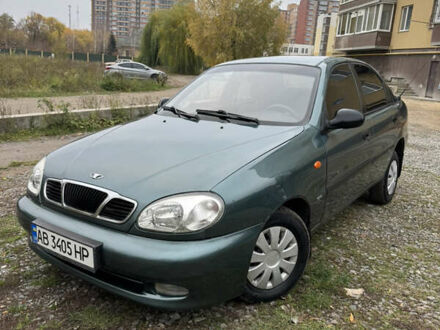 Зеленый Дэу Ланос, объемом двигателя 1.5 л и пробегом 200 тыс. км за 2200 $, фото 1 на Automoto.ua