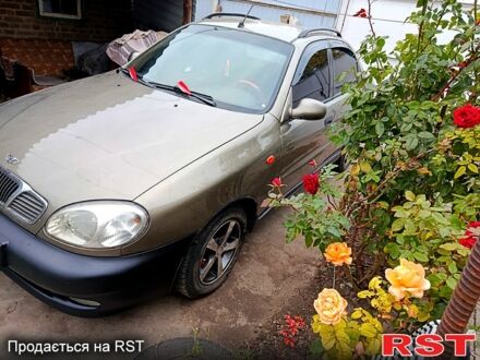 Дэу Ланос 2004 в Краматорске на Automoto.ua Зеленый Дэу Ланос, объемом двигателя 1.5 л и пробегом 316 тыс. км за 1600 $, фото 1 на Automoto.ua
