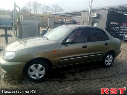 Дэу Ланос 2005 в Кропивницком (Кировограде) на Automoto.ua Зеленый Дэу Ланос, объемом двигателя 1.5 л и пробегом 300 тыс. км за 2500 $, фото 1 на Automoto.ua