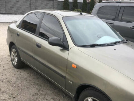 Деу Ланос 2005 у Буче на Automoto.ua Зелений Деу Ланос, об'ємом двигуна 1.5 л та пробігом 300 тис. км за 2200 $, фото 1 на Automoto.ua