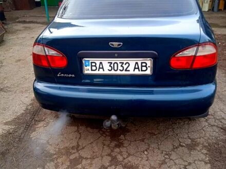 Дэу Ланос 2005 в Умани на Automoto.ua Зеленый Дэу Ланос, объемом двигателя 1.5 л и пробегом 200 тыс. км за 2300 $, фото 1 на Automoto.ua