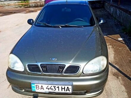 Дэу Ланос 2005 в Кропивницком (Кировограде) на Automoto.ua Зеленый Дэу Ланос, объемом двигателя 1.5 л и пробегом 250 тыс. км за 2200 $, фото 1 на Automoto.ua