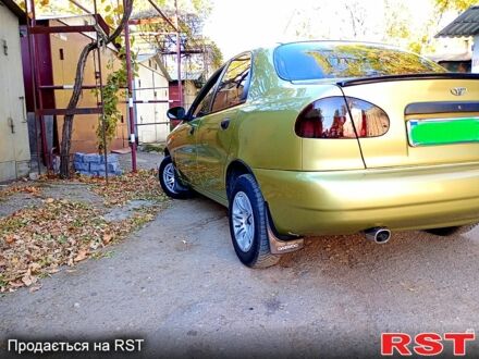 Дэу Ланос 2006 в Одессе на Automoto.ua Зеленый Дэу Ланос, объемом двигателя 15 л и пробегом 230 тыс. км за 3000 $, фото 1 на Automoto.ua