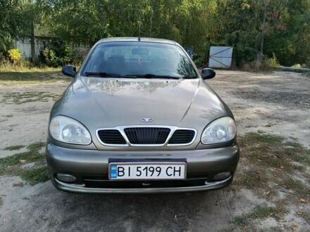 Зелений Деу Ланос, об'ємом двигуна 1.5 л та пробігом 220 тис. км за 2600 $, фото 1 на Automoto.ua